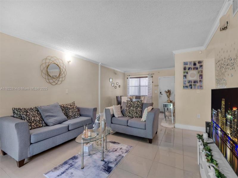 Property photo # 6