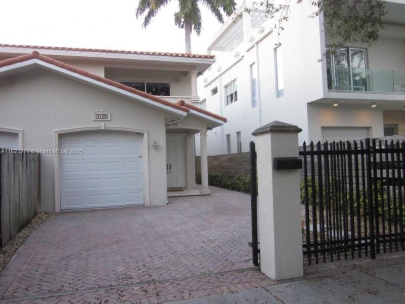 Property photo # 0