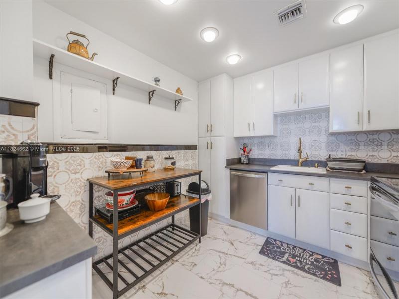 Property photo # 7