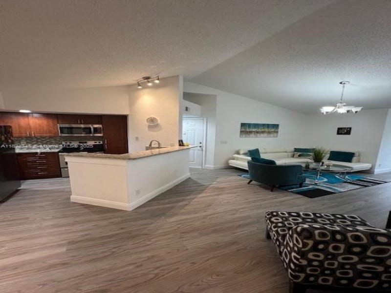 Property photo # 9