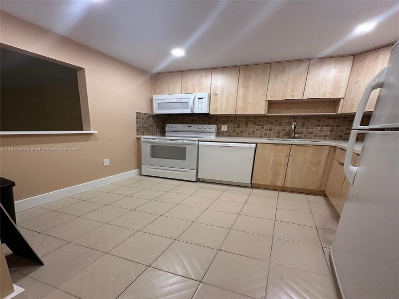 Property photo # 9