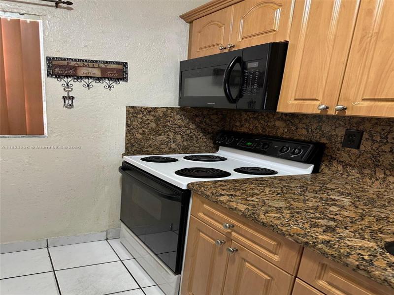 Property photo # 9