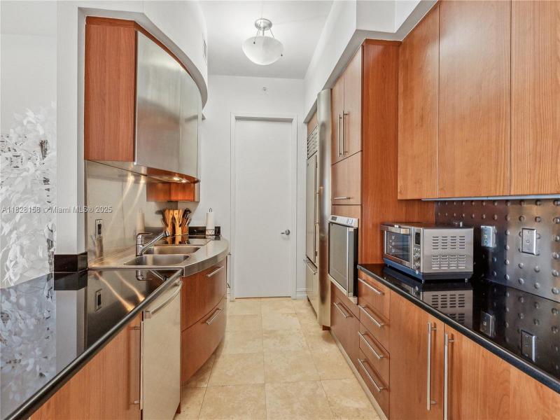 Property photo # 6