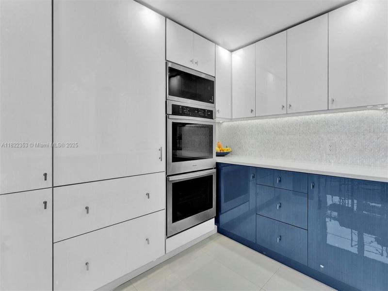 Condo for sale at Playa Del Mar 506
