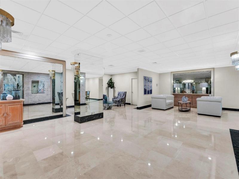 Condo for sale at Playa Del Mar 506