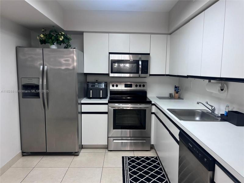 Property photo # 6