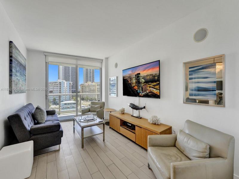 Property photo # 4