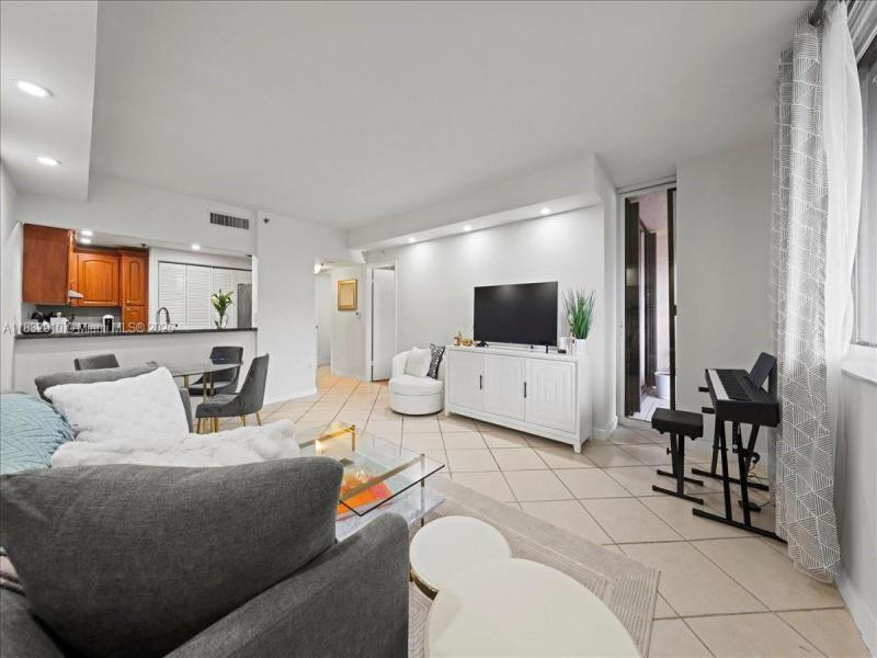 Property photo # 7