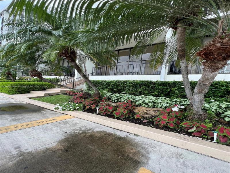 Property photo # 6