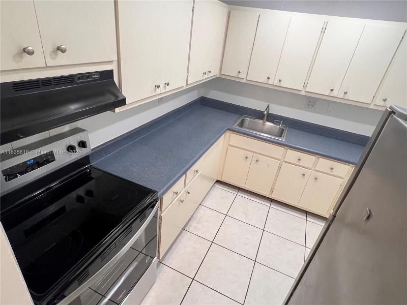 Property photo # 7