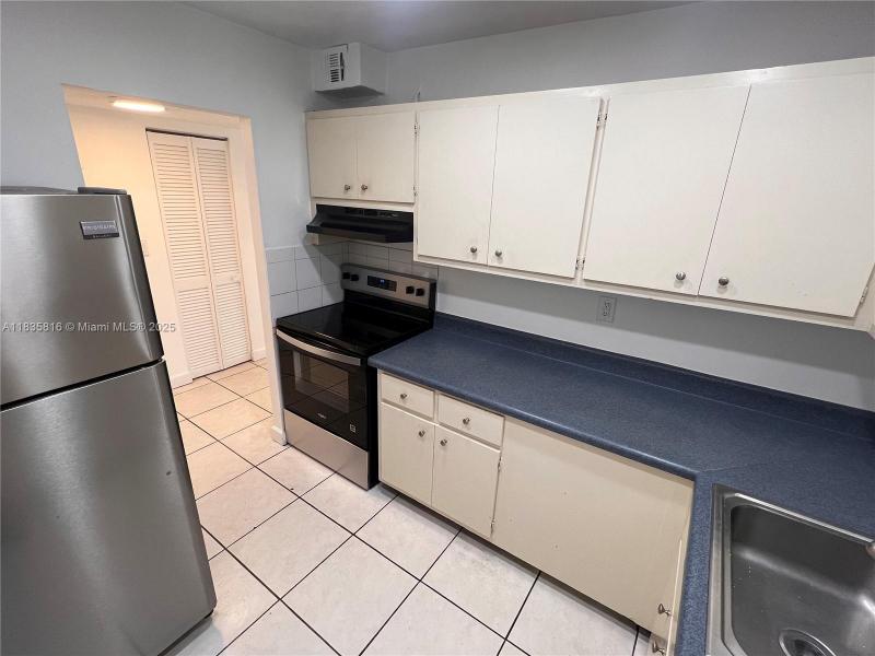 Property photo # 4