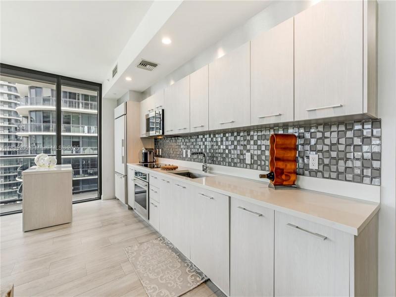 Property photo # 9