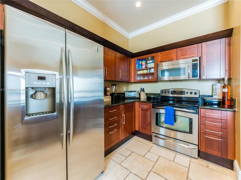 Property photo # 9