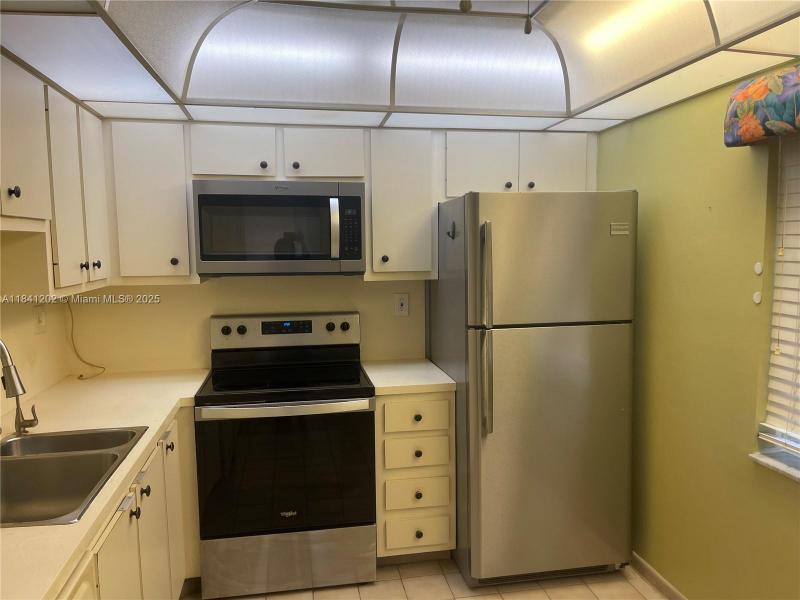 Property photo # 4