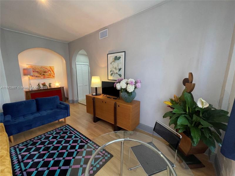 Property photo # 8