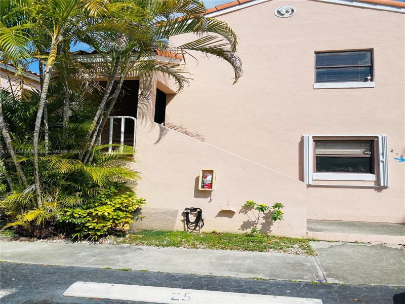 Property photo # 0