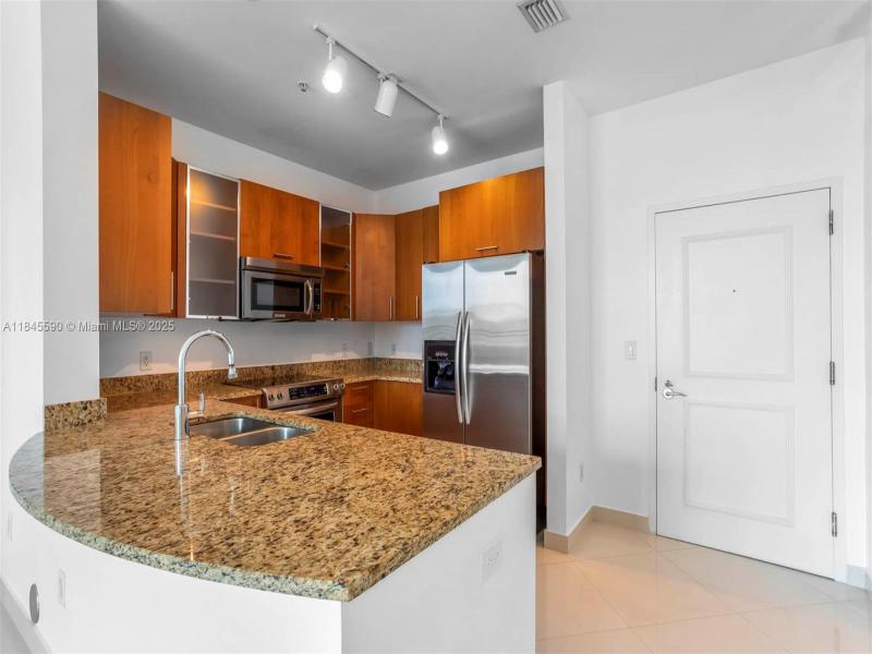 Property photo # 9