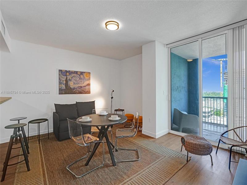 Property photo # 8