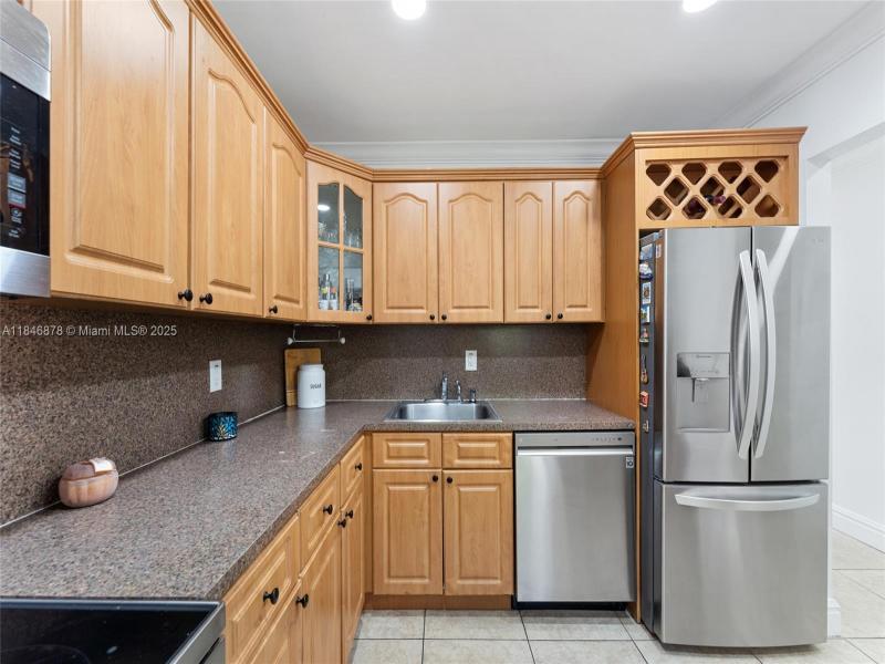 Property photo # 0