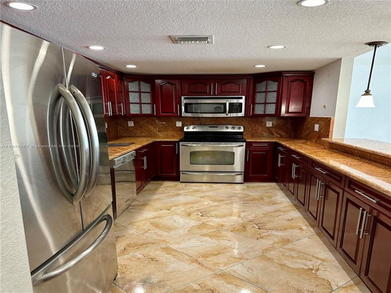 Property photo # 9