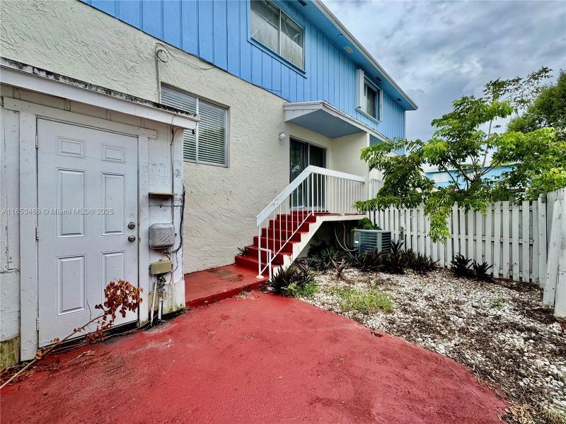 Property photo # 2