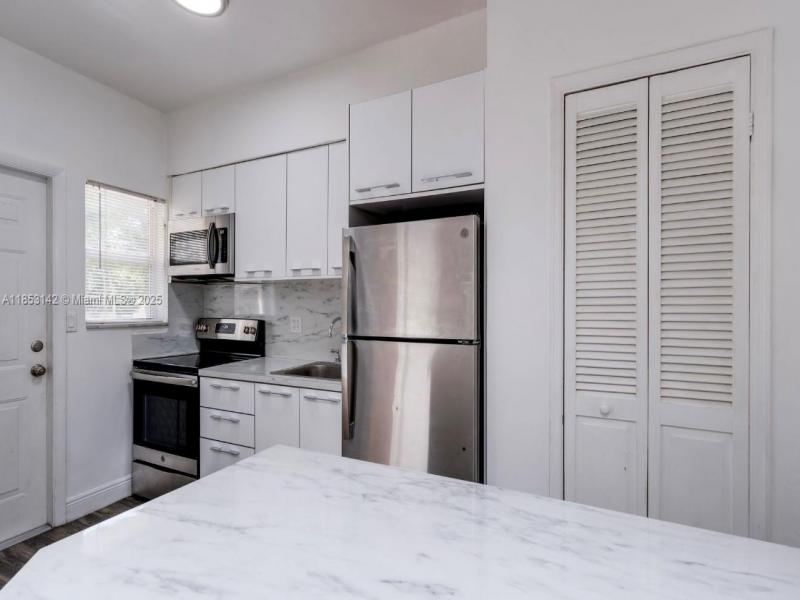 Property photo # 9