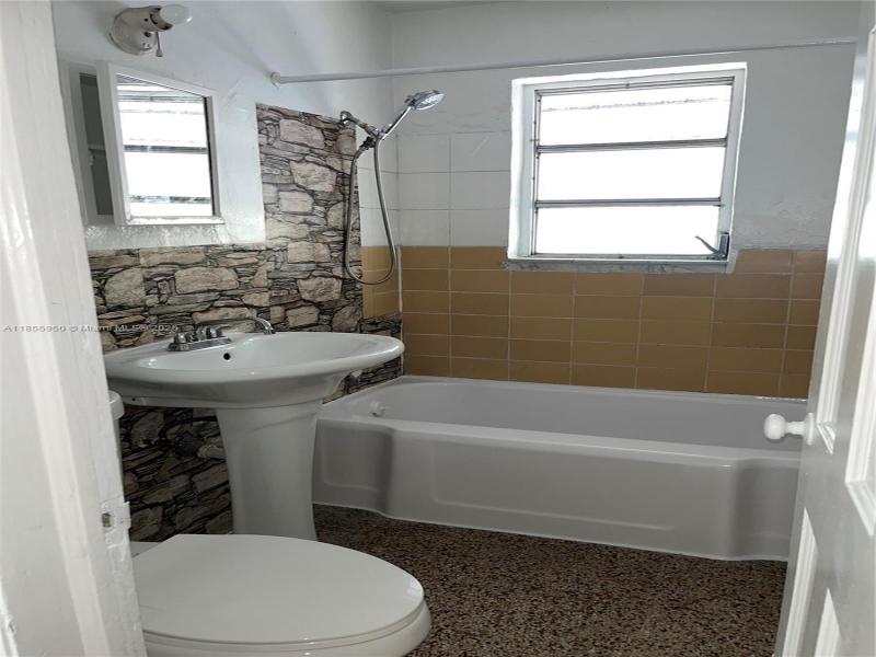 Property photo # 7