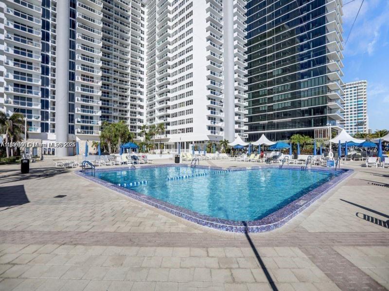 Condo for sale at Parker Plaza Estates 516