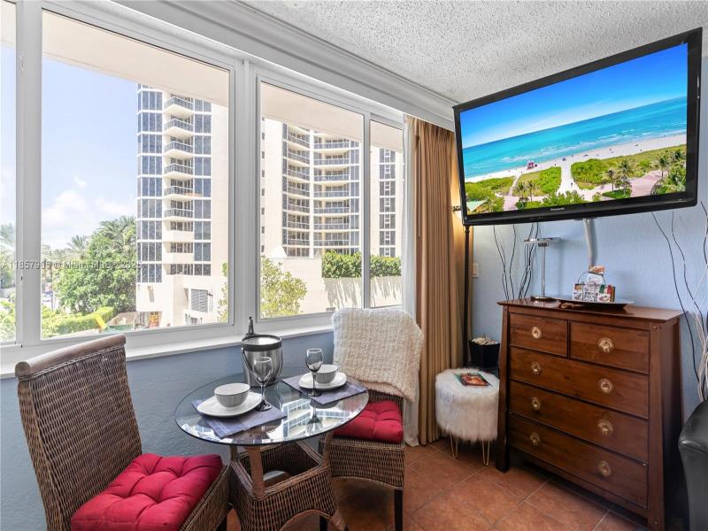Comprar apartamento en Aventura Beach Club 129