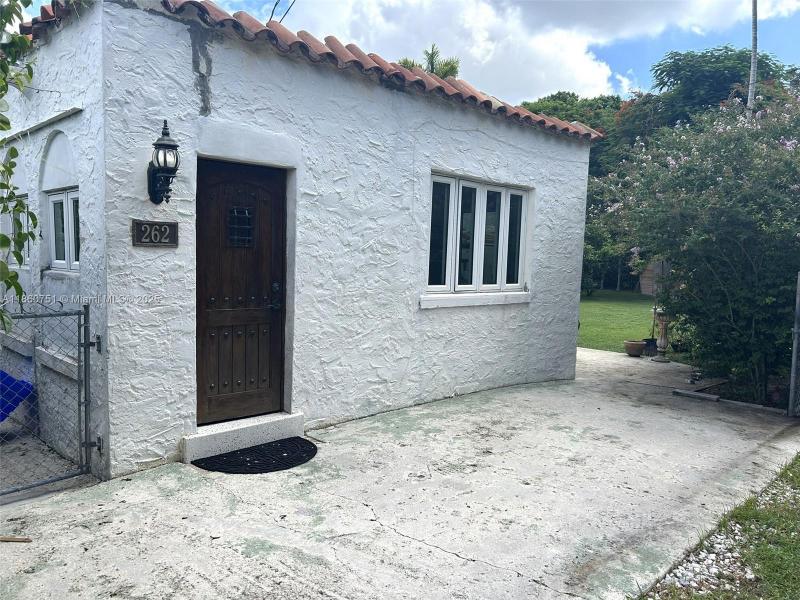 Property photo # 0