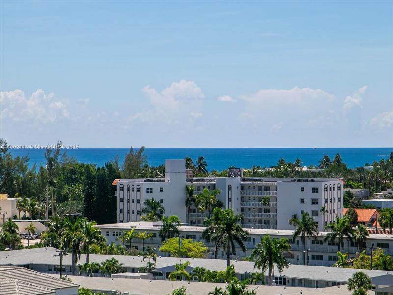 Condo for sale at Avant Garde 1008