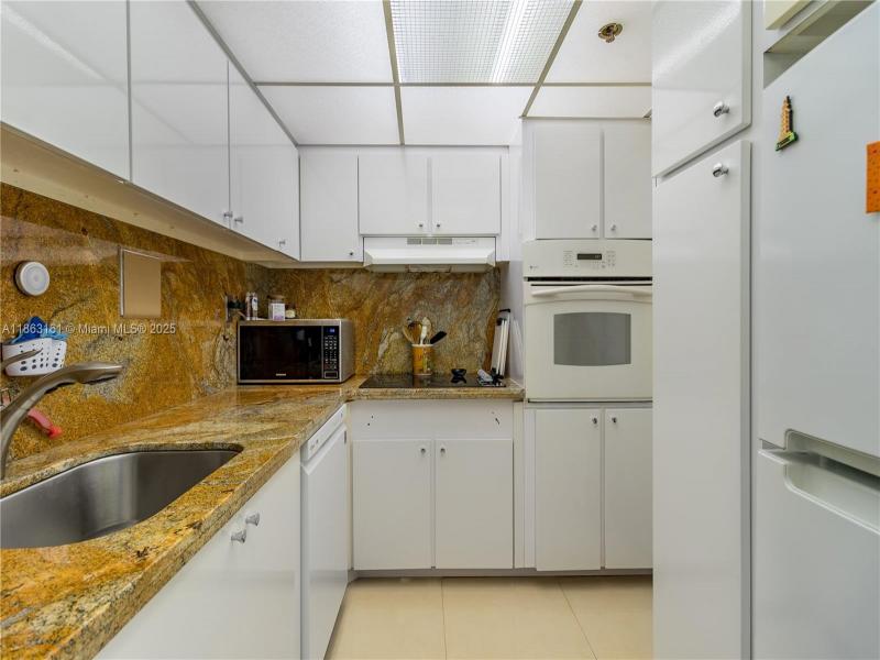 Property photo # 6