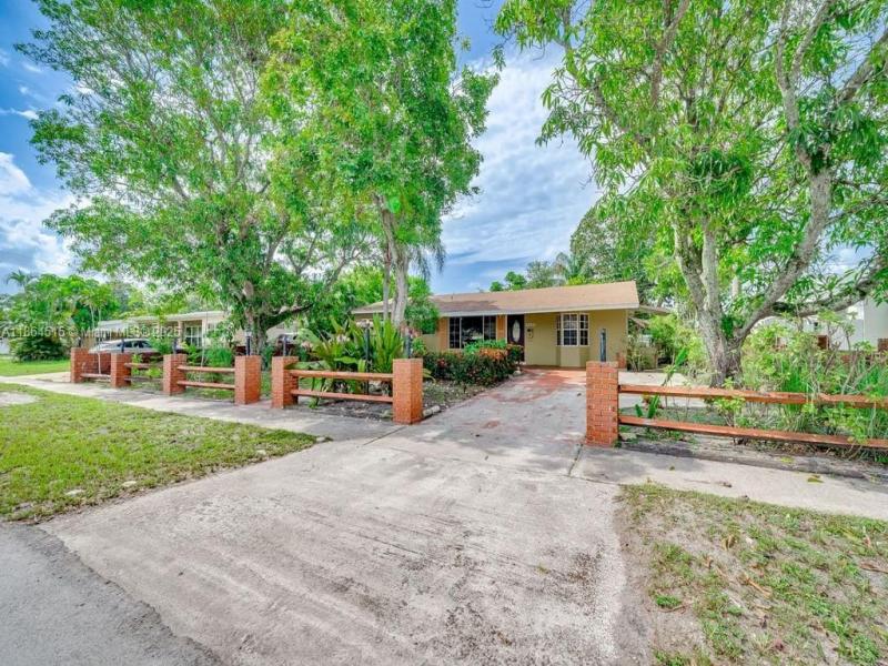 Property photo # 0