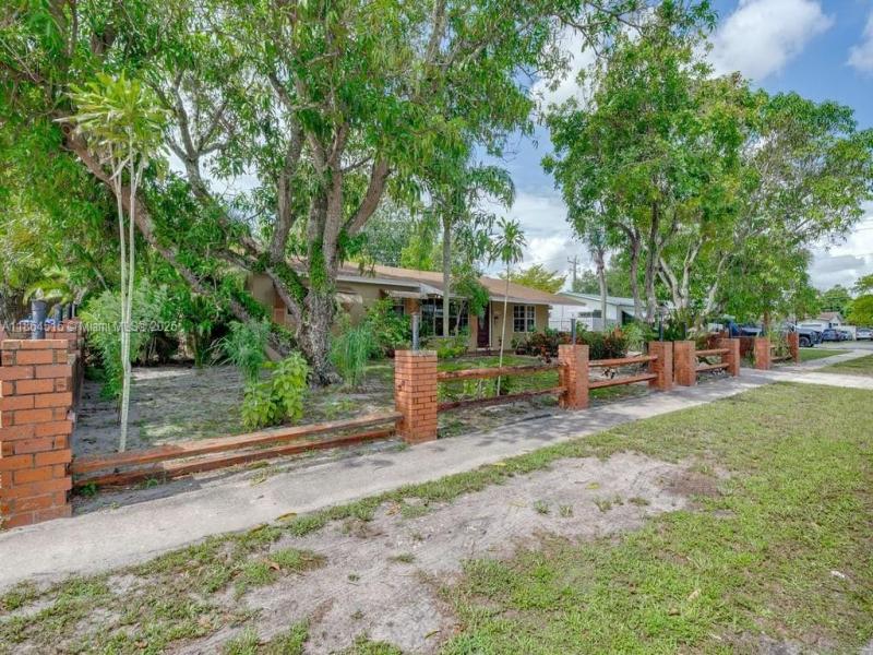 Property photo # 6