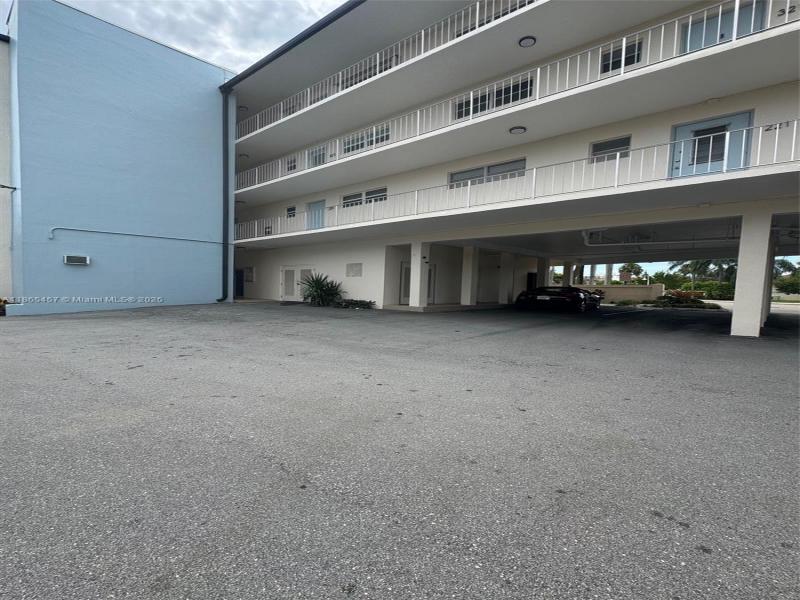 Property photo # 0