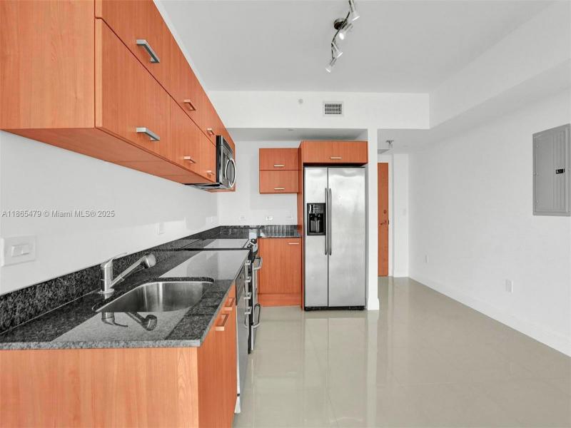 Property photo # 6