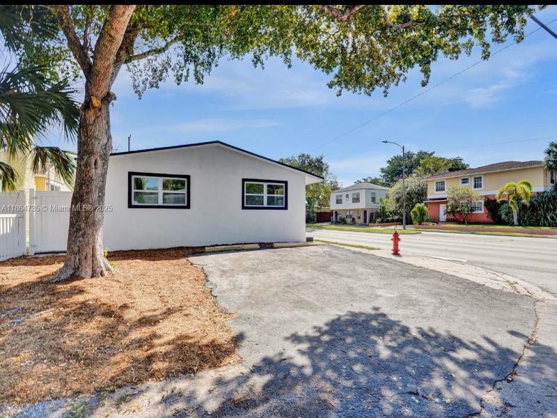 Property photo # 0