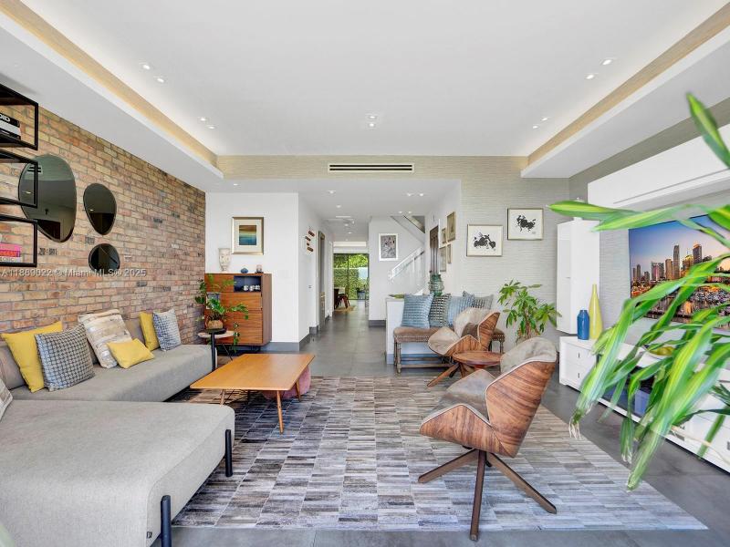 Property photo # 7
