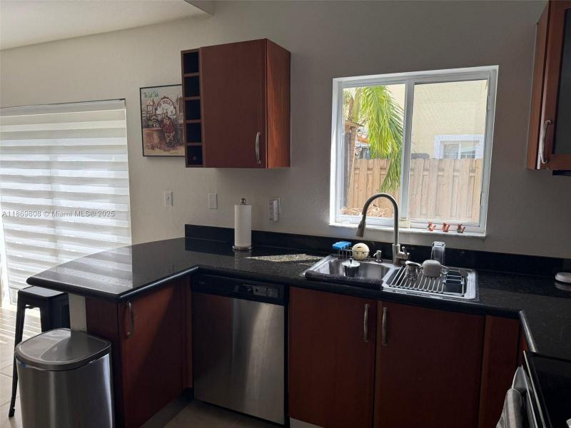 Property photo # 7