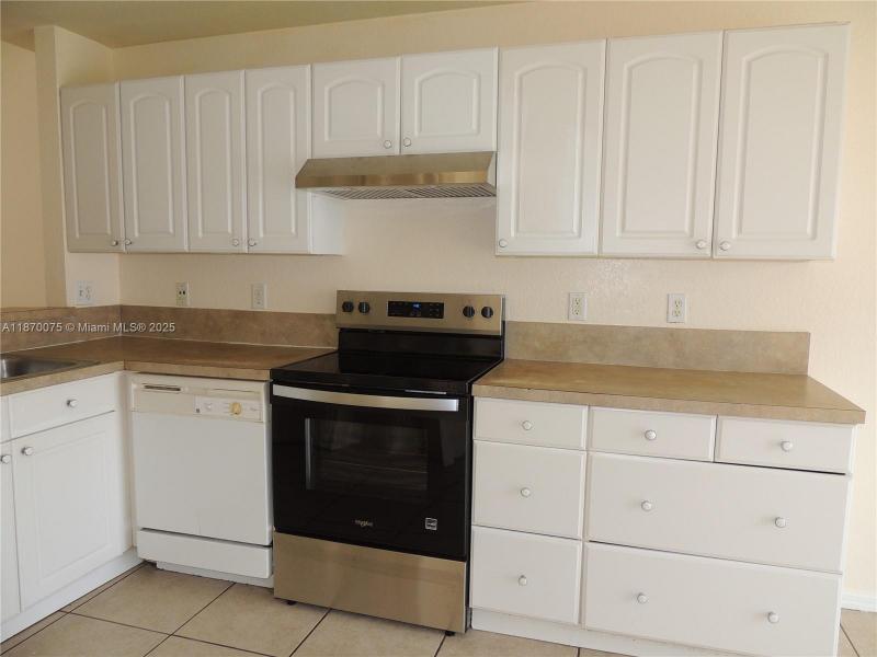 Property photo # 4