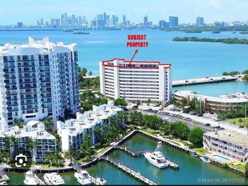 Comprar apartamento en Bayshore Yacht Tennis Club 904