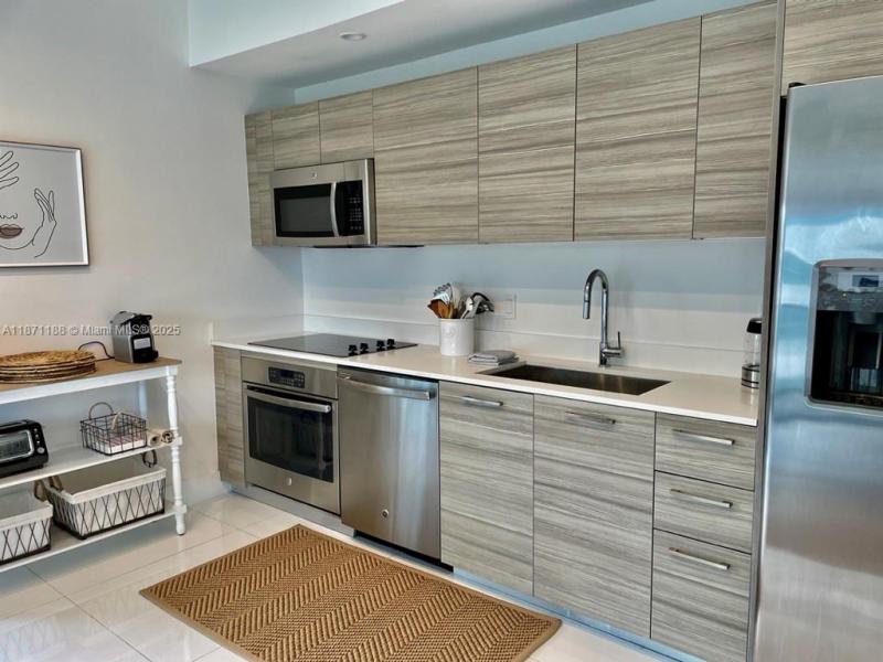 Property photo # 9