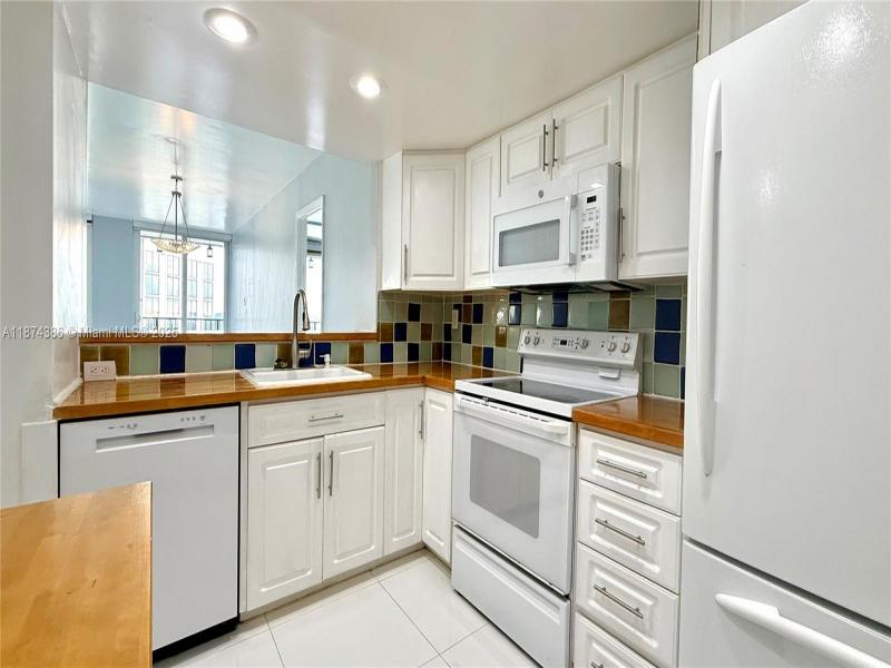 Property photo # 9