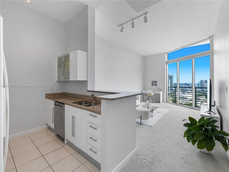 Property photo # 4