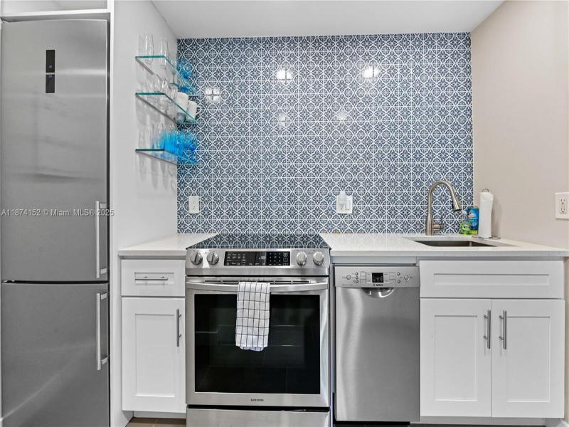 Property photo # 8
