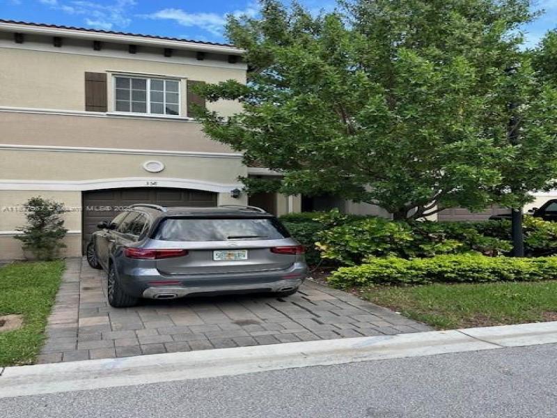 Property photo # 0
