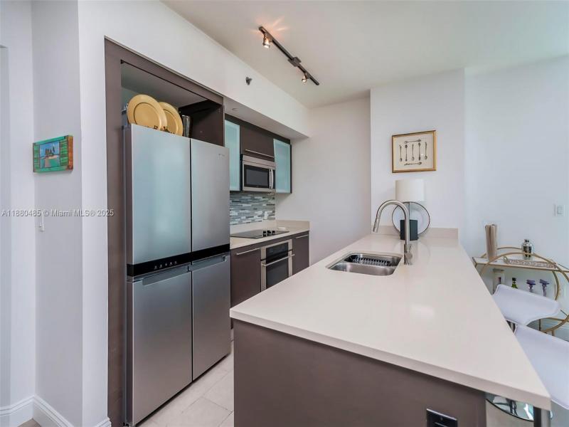 Property photo # 8