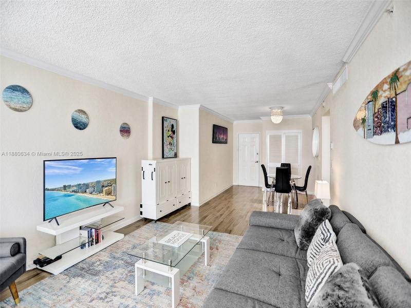 Property photo # 6