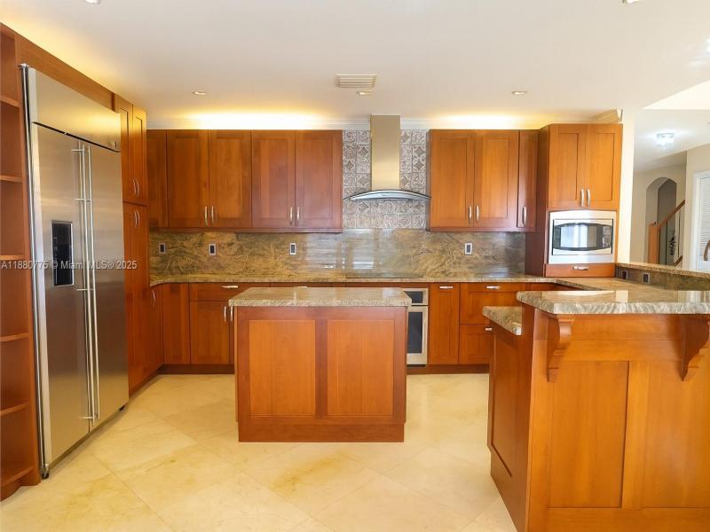 Property photo # 7