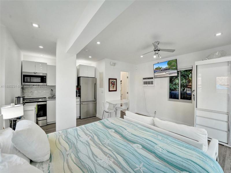 Property photo # 9